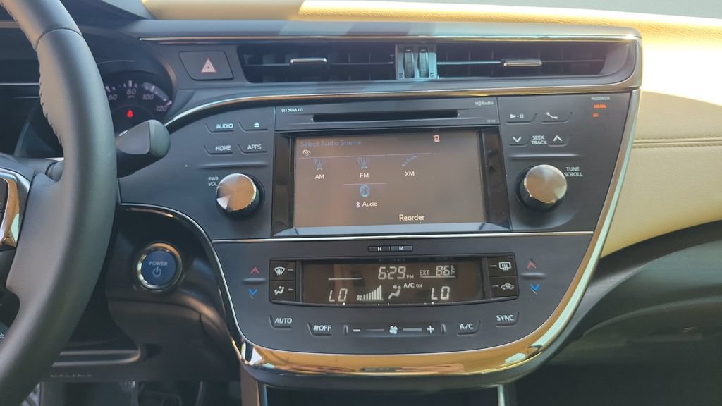 Used 2017 Toyota Avalon XLE Plus w/ Carpet Mat Package FWD image 18