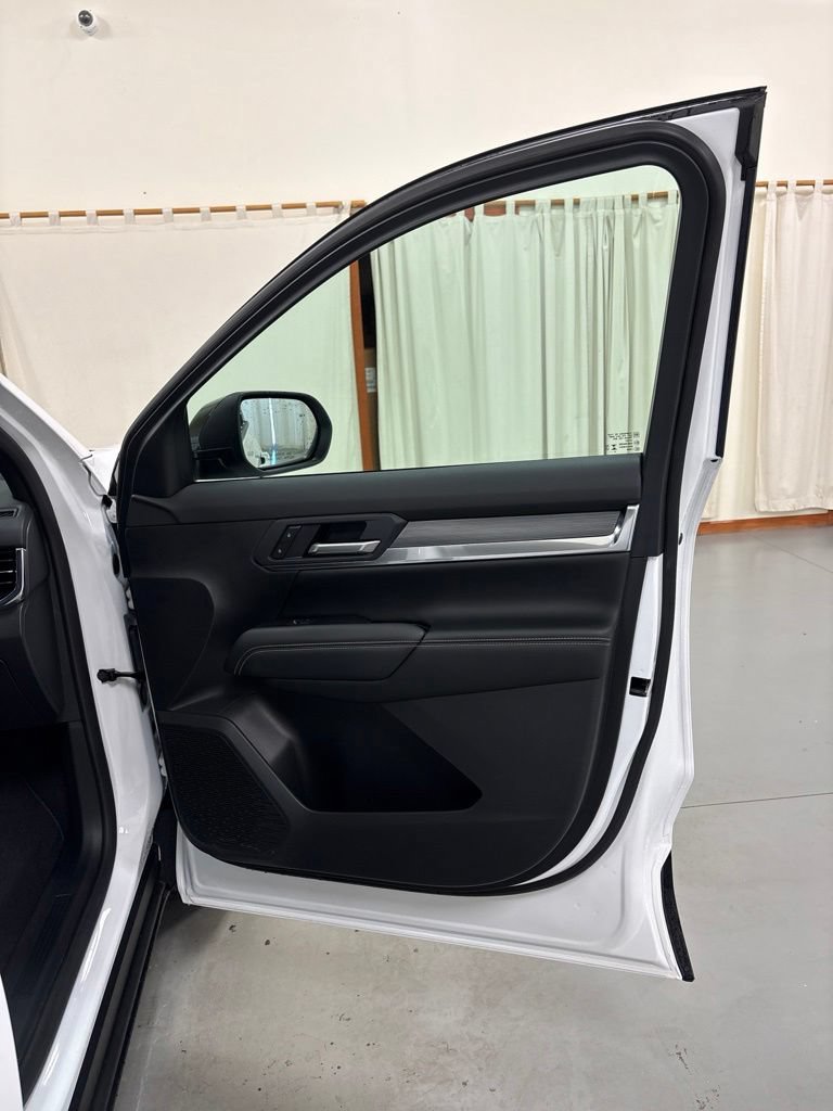 Used 2026 GMC Terrain Elevation FWD image 28