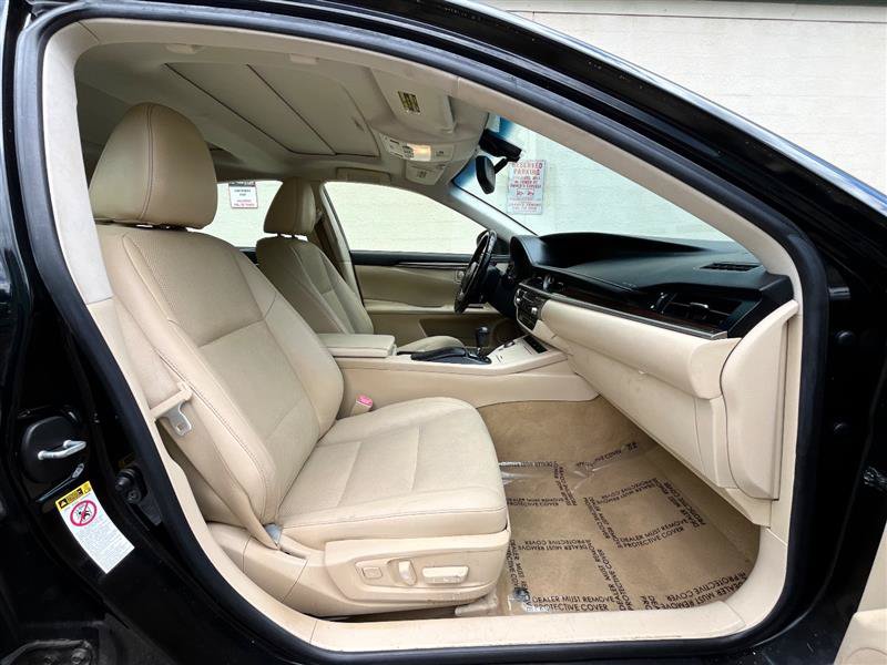 Used 2013 Lexus ES 350 w/ Ultra Luxury Pkg FWD image 11