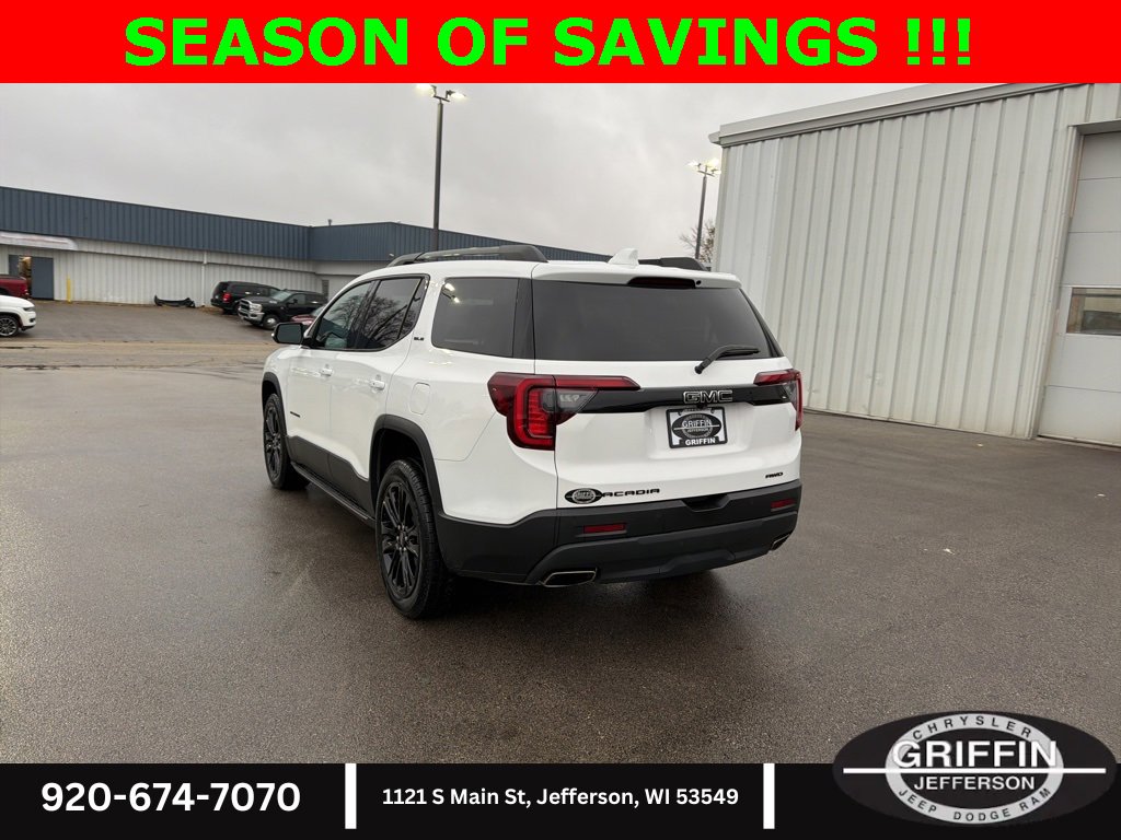 Used 2023 GMC Acadia SLE w/ Driver Convenience Package image 10