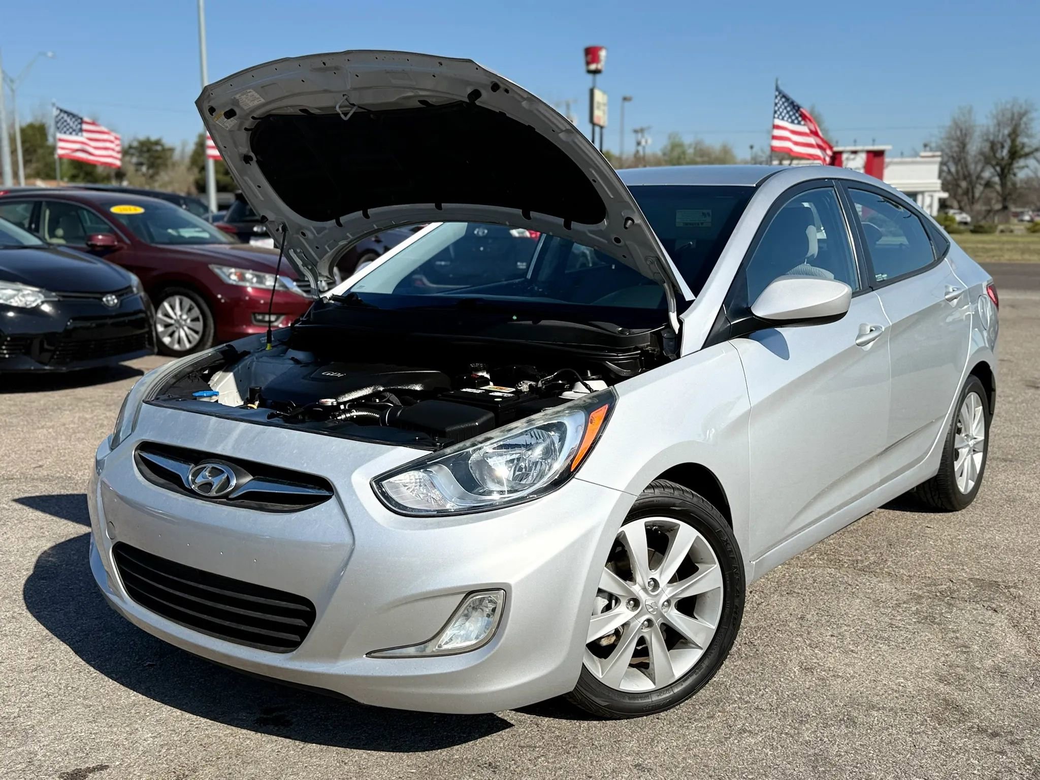 Used 2013 Hyundai Accent GLS w/ Premium Pkg FWD image 29