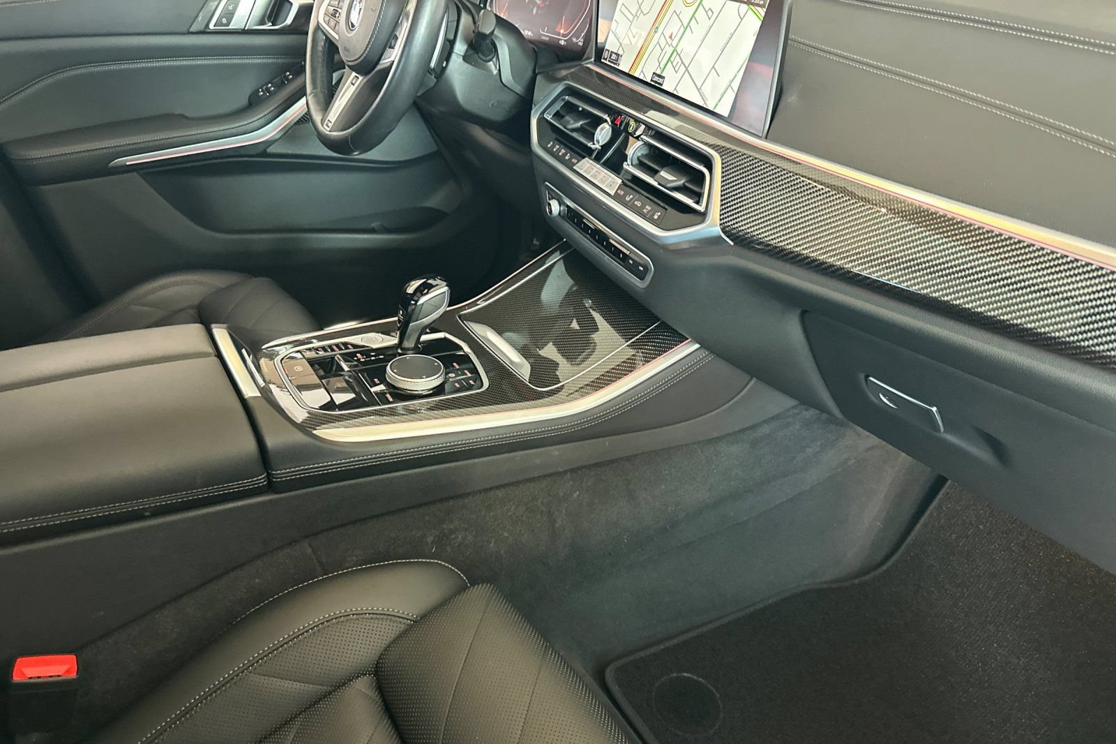 Used 2023 BMW X5 M50i w/ Climate Comfort Package AWD/4WD image 13