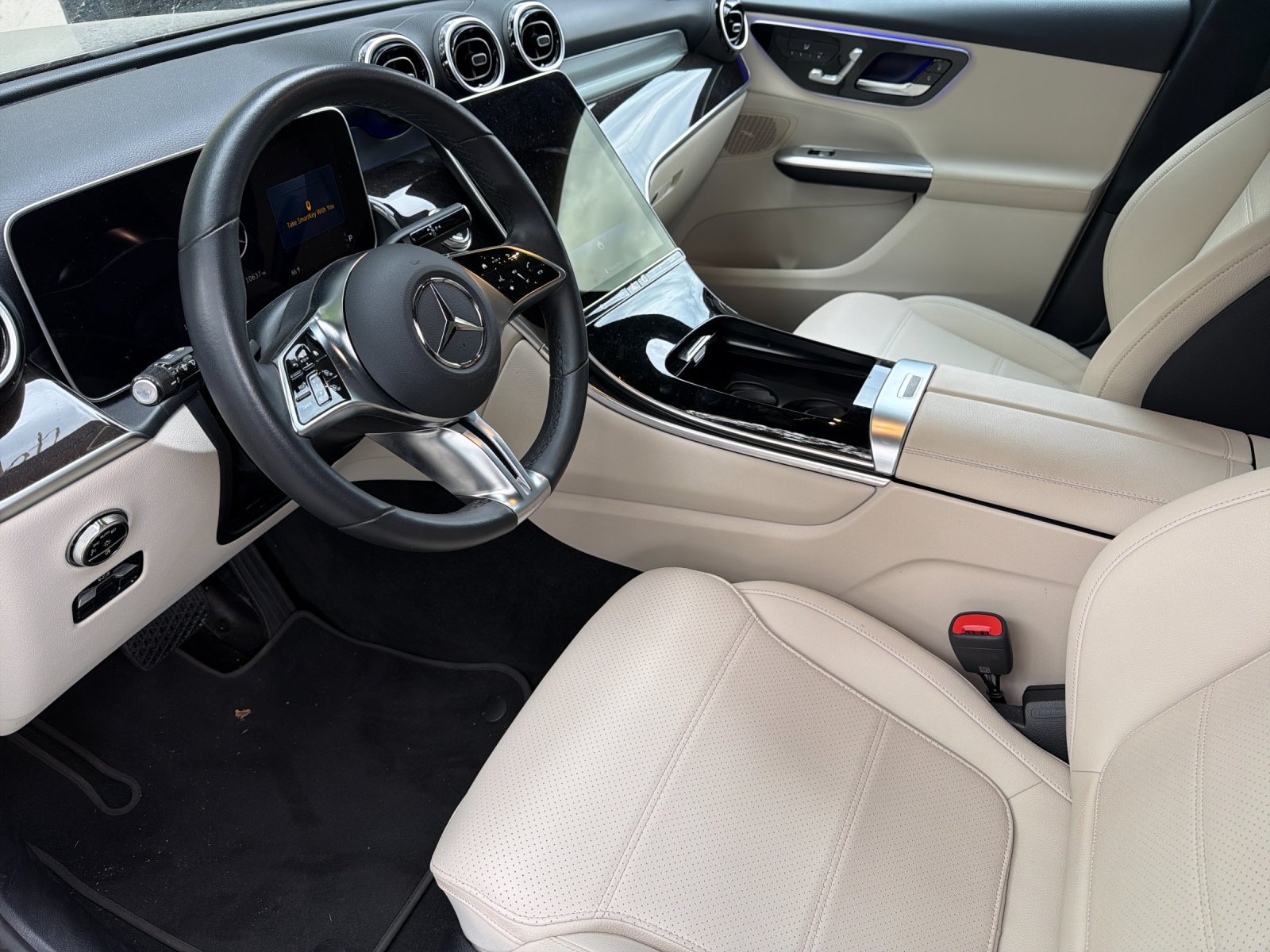 Used 2026 Mercedes-Benz GLC 300 image 8