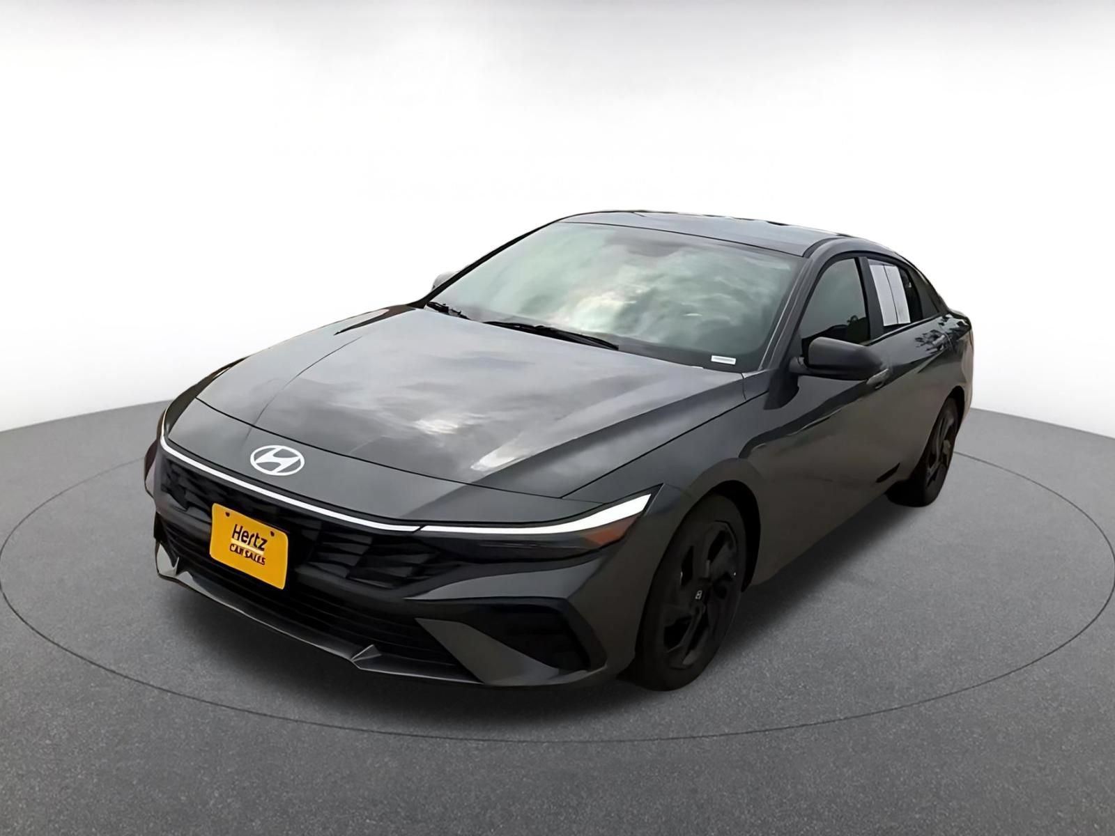 Used 2026 Hyundai Elantra Sport FWD image 6