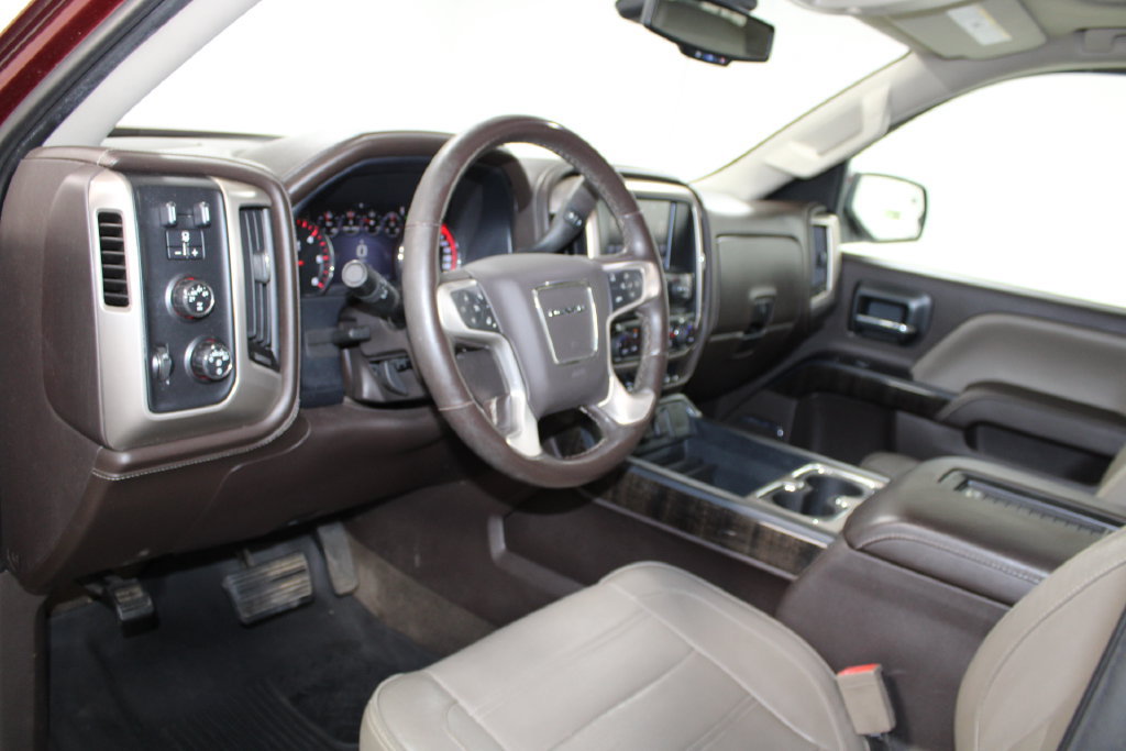 Used 2016 GMC Sierra 1500 Denali w/ Enhanced Driver Alert Package AWD/4WD image 25