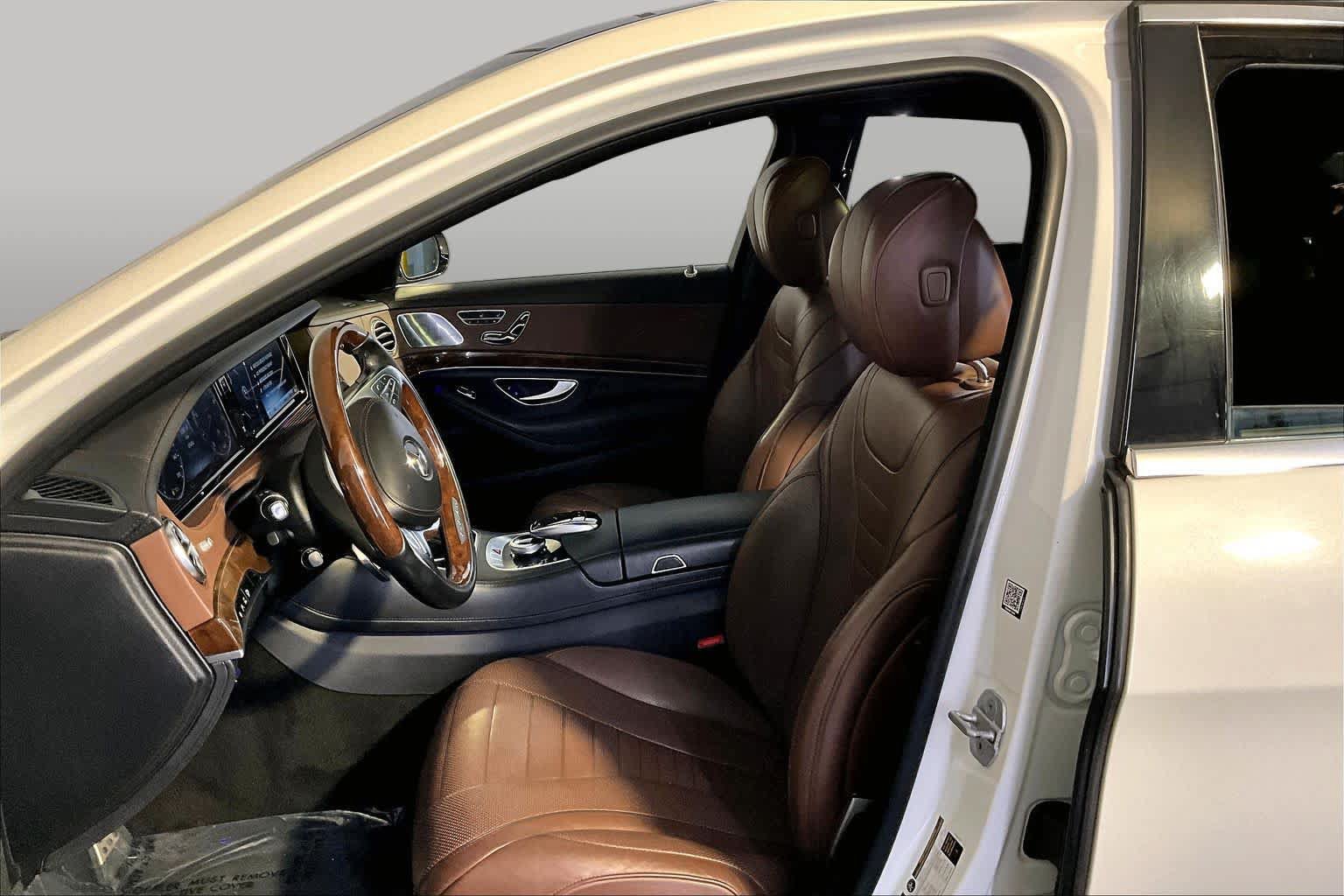 Used 2017 Mercedes-Benz S 550 4MATIC Sedan image 9