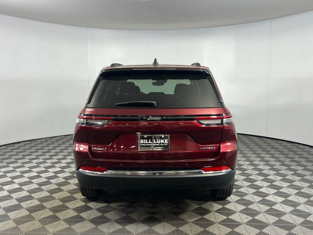 Used 2023 Jeep Grand Cherokee Laredo w/ Luxury Tech Group I image 5