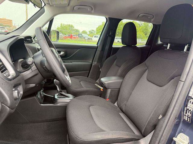 Certified 2023 Jeep Renegade Latitude AWD/4WD image 15