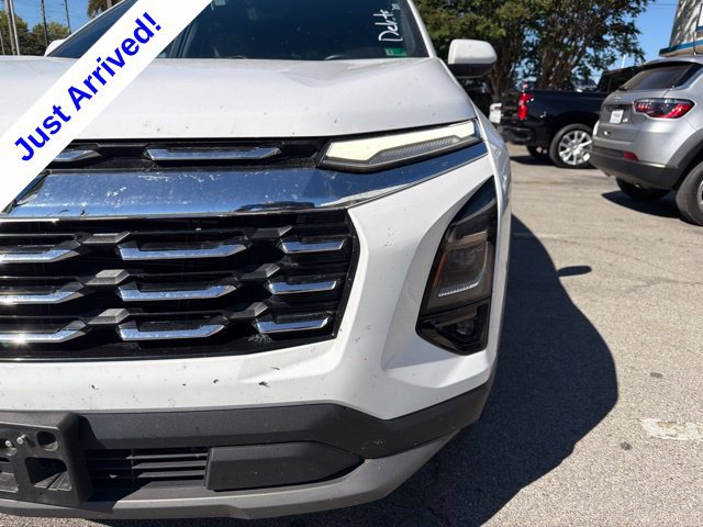 Used 2025 Chevrolet Equinox LT w/ Convenience Package II AWD/4WD image 10
