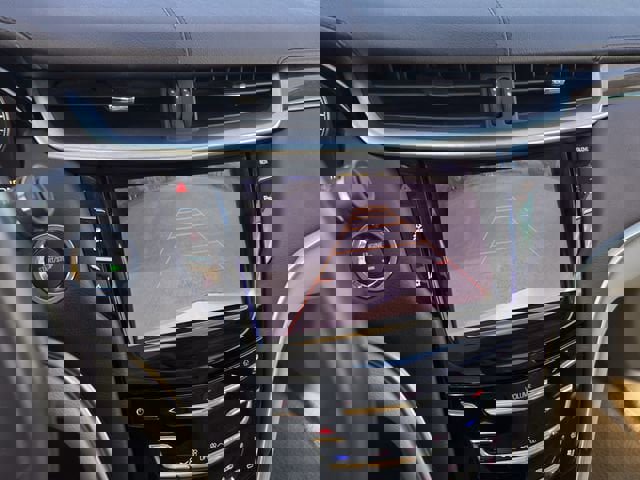 Used 2013 Cadillac XTS Premium image 18