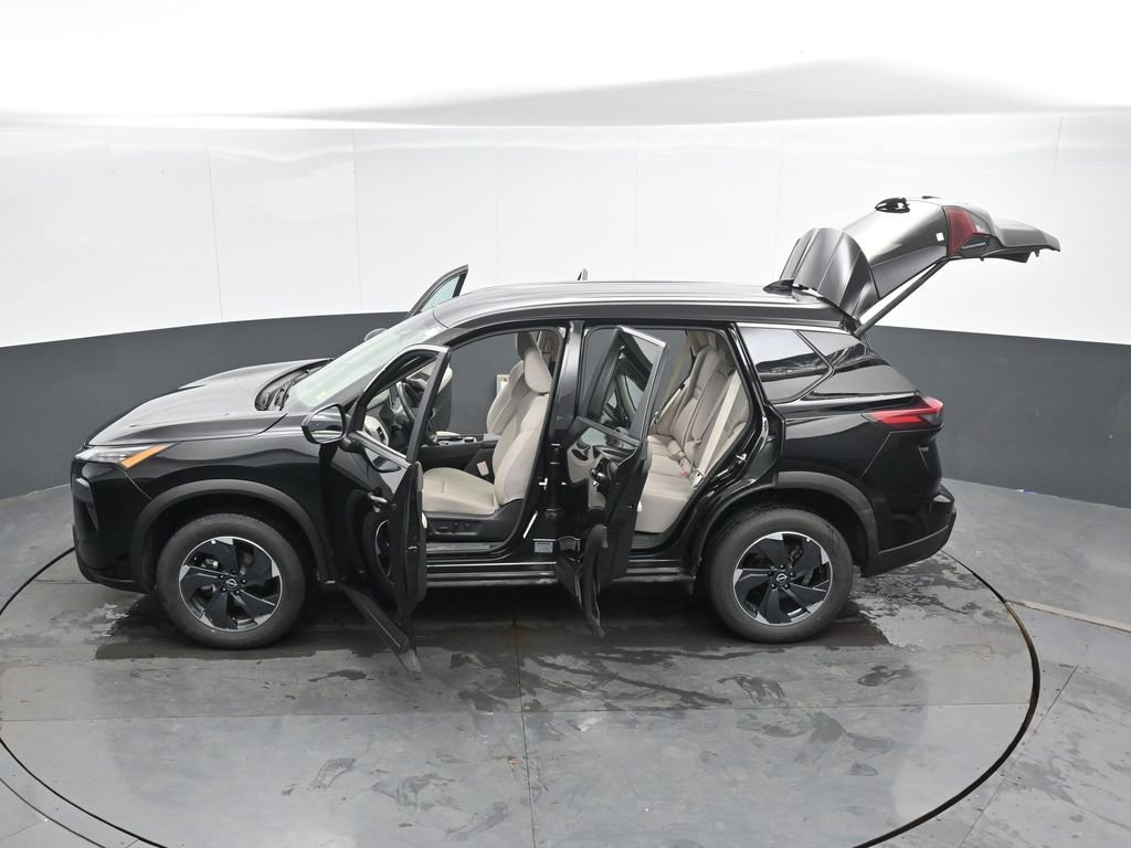 Used 2025 Nissan Rogue SV AWD/4WD image 51