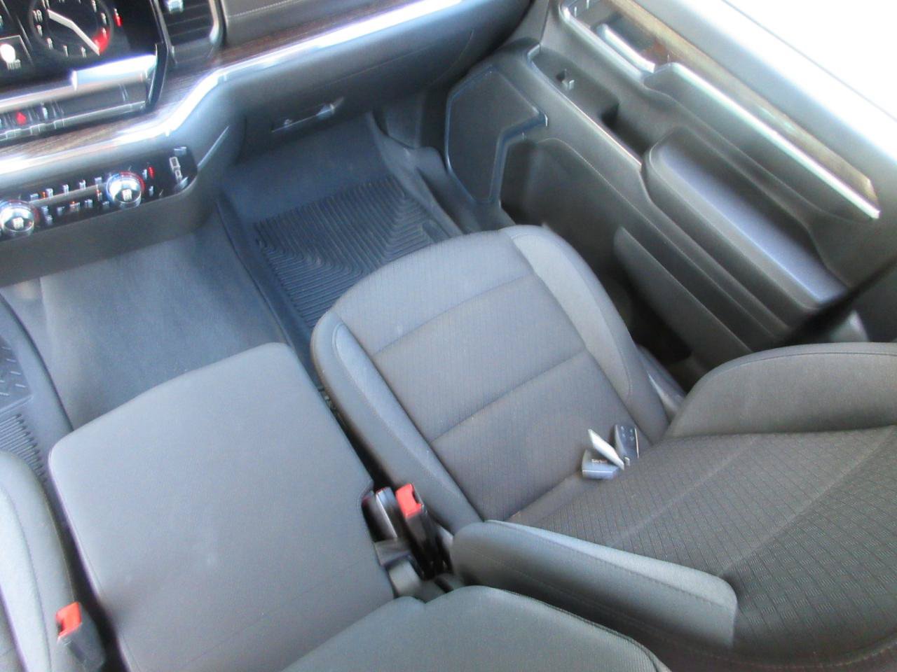Used 2024 GMC Sierra 2500 SLE w/ SLE Convenience Package AWD/4WD image 16