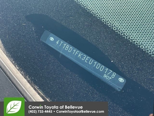 Used 2014 Toyota Camry XLE w/ Leather Package image 30