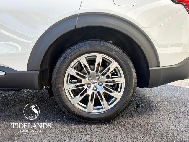 New 2026 Ford Explorer Platinum image 30