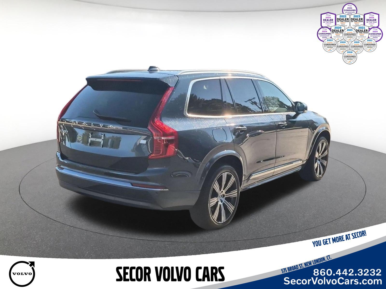 Used 2024 Volvo XC90 T8 Plus w/ Protection Package Premier AWD/4WD image 6