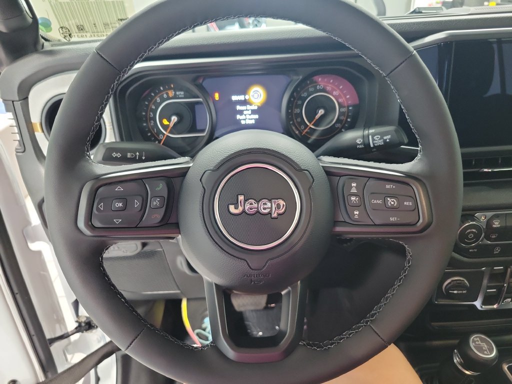 New 2026 Jeep Gladiator Sport AWD/4WD image 14