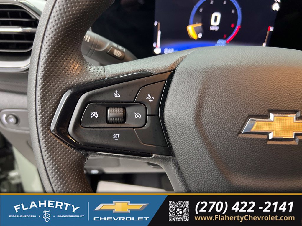 Used 2025 Chevrolet TrailBlazer LT FWD image 24