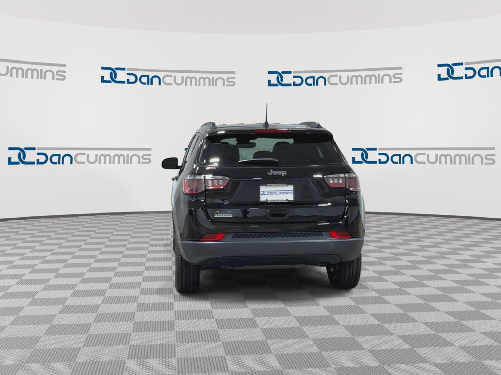 New 2026 Jeep Compass Latitude AWD/4WD image 7
