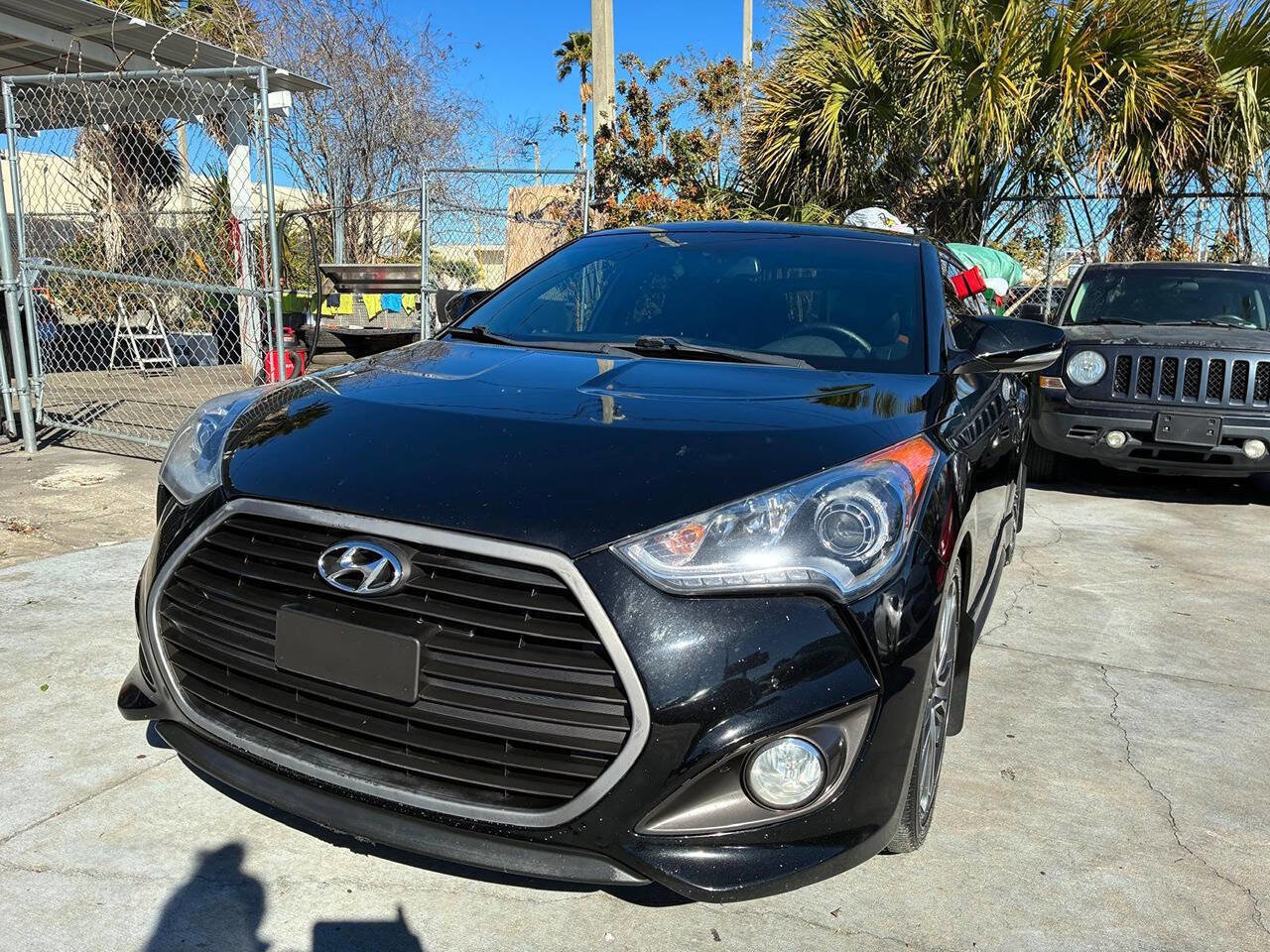 Used 2017 Hyundai Veloster Turbo w/ Tech Package 02 image 11