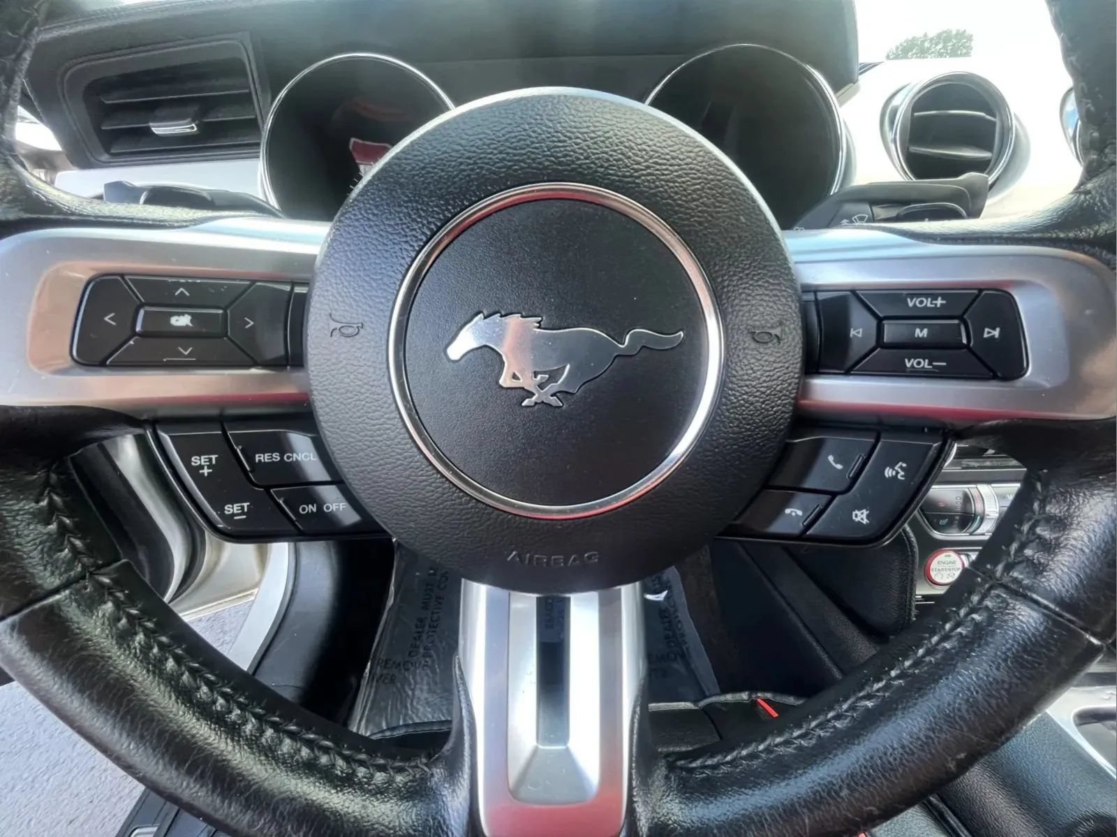 Used 2016 Ford Mustang Premium RWD image 14