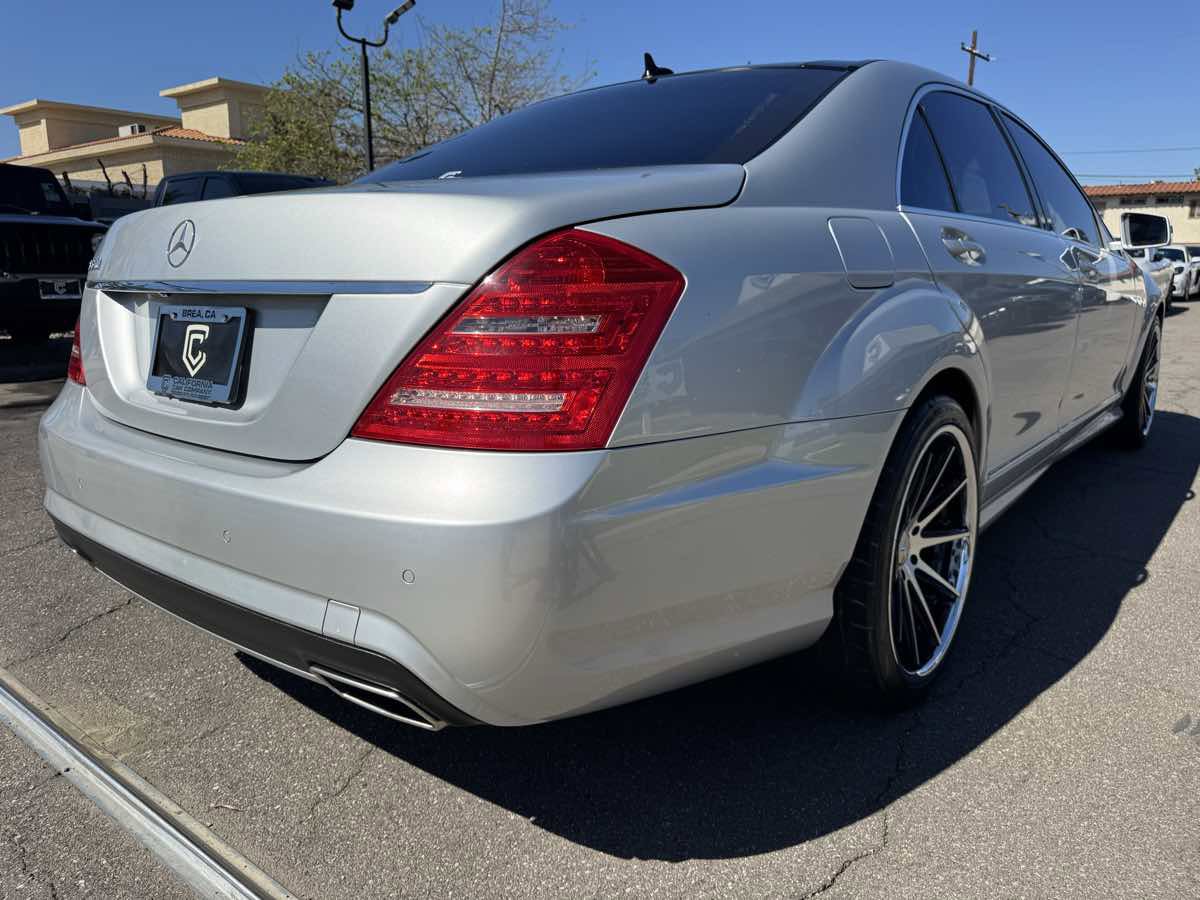 Used 2013 Mercedes-Benz S 550 Sedan image 8