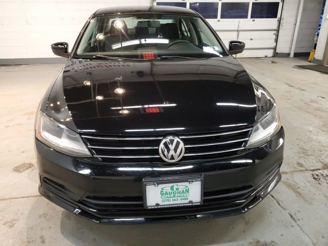 Used 2017 Volkswagen Jetta S image 9