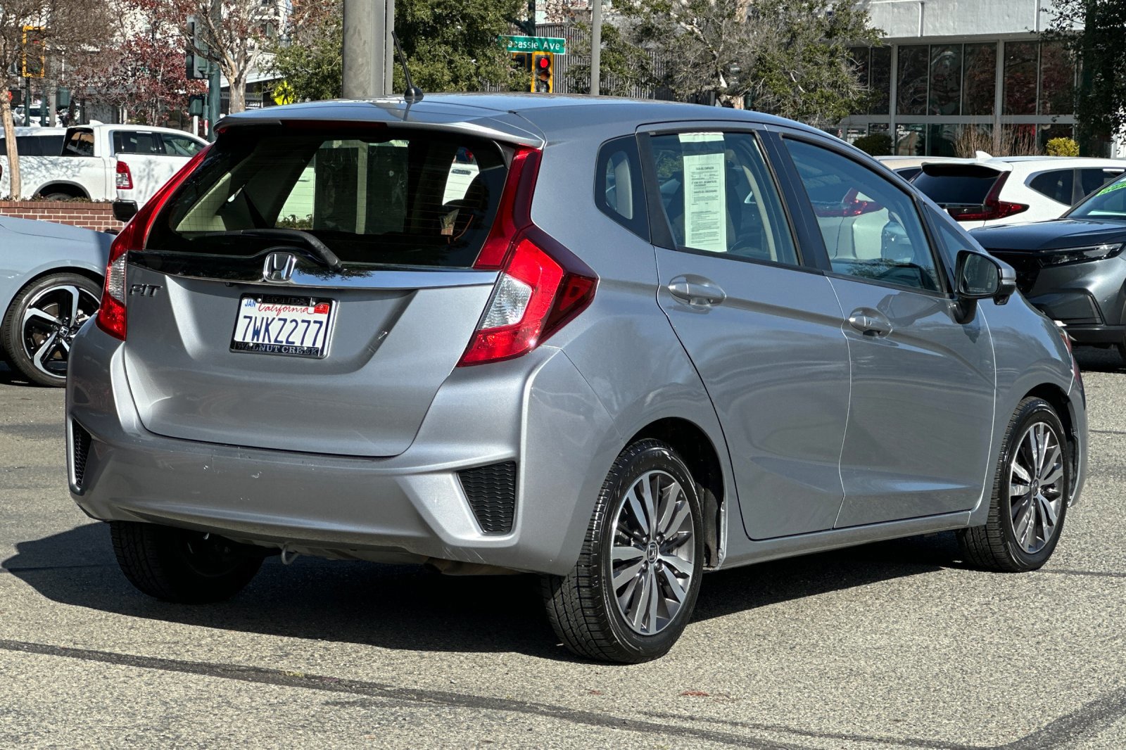 Used 2017 Honda Fit EX image 4