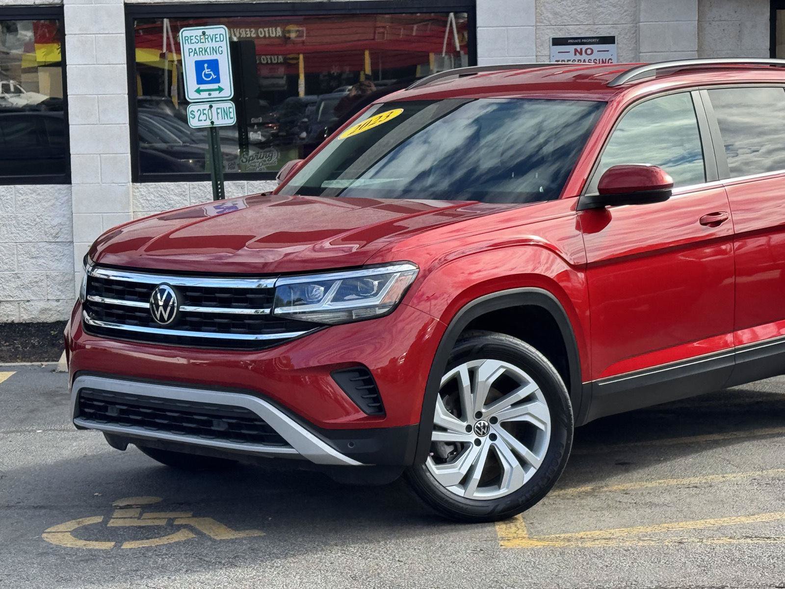 Used 2023 Volkswagen Atlas SE FWD image 3