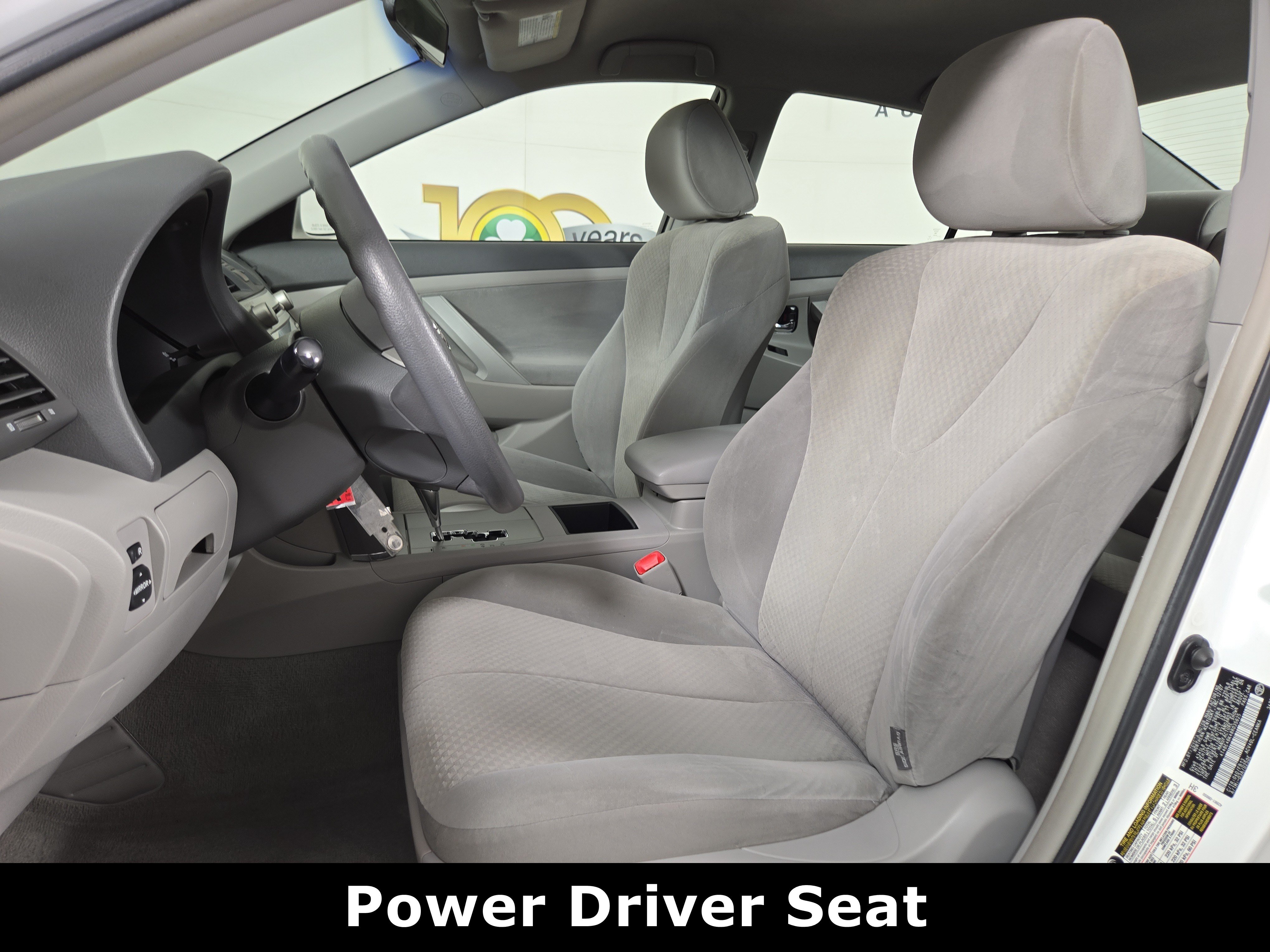 Used 2008 Toyota Camry FWD image 11