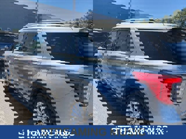 Used 2021 Ford Explorer Limited w/ Equipment Group 301A image 10