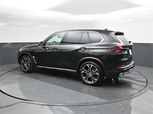 New 2026 BMW X5 sDrive40i w/ Climate Comfort Package image 5