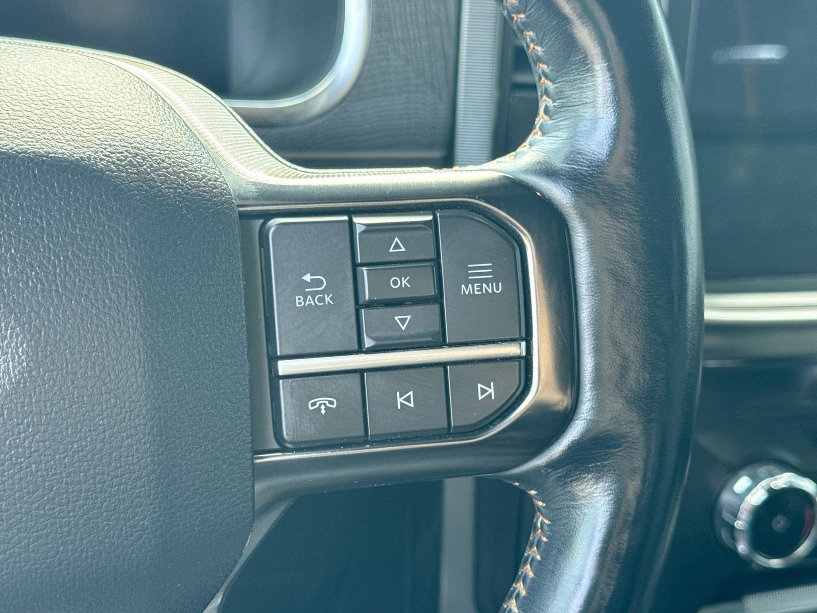 Used 2023 Ford F150 Platinum w/ Max Trailer Tow Package AWD/4WD image 30