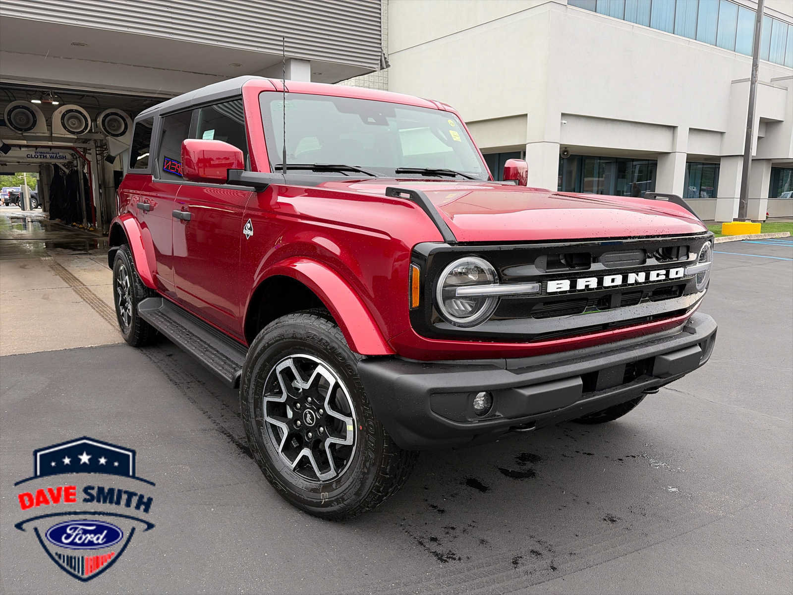 New 2026 Ford Bronco Outer Banks AWD/4WD image 1