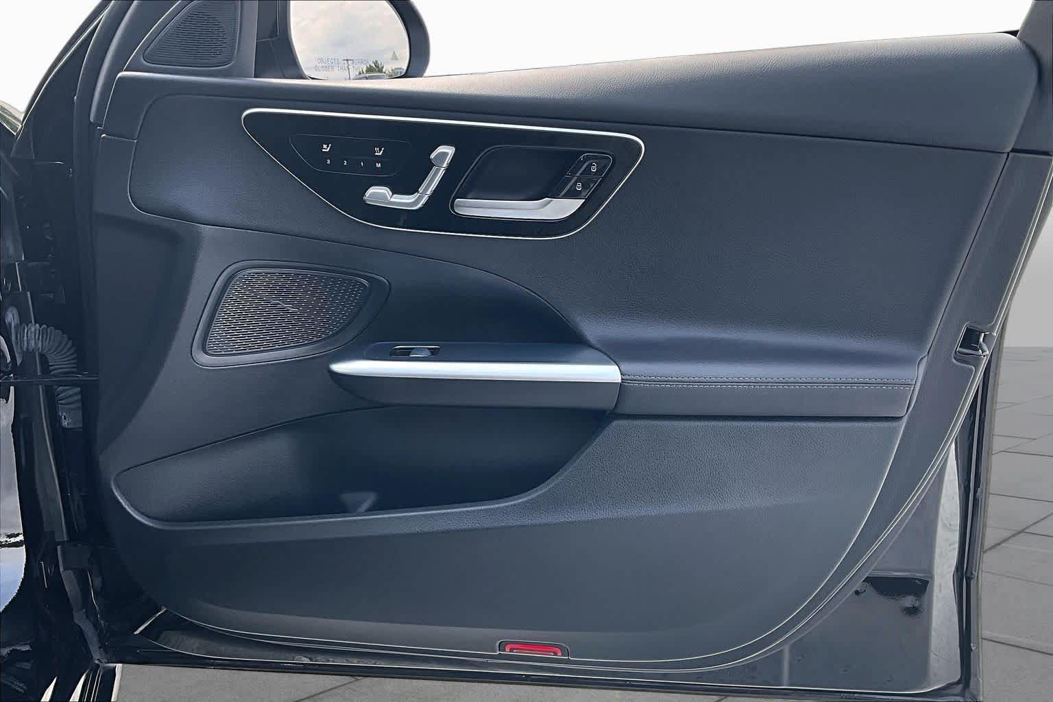 Used 2024 Mercedes-Benz C 300 Sedan image 22