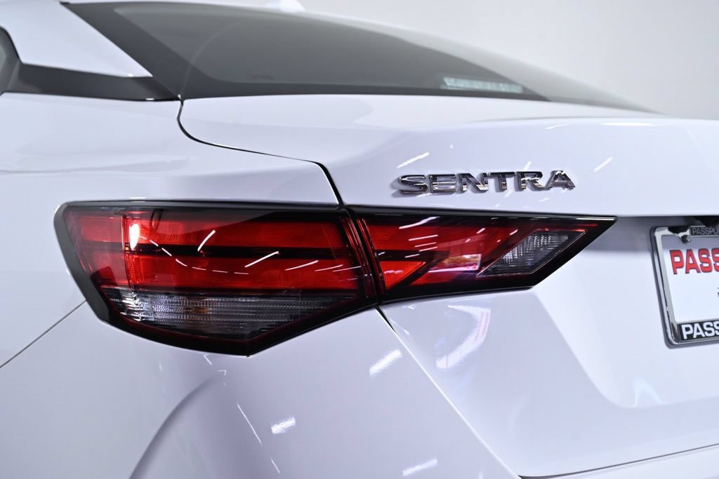 Certified 2023 Nissan Sentra SV FWD image 9
