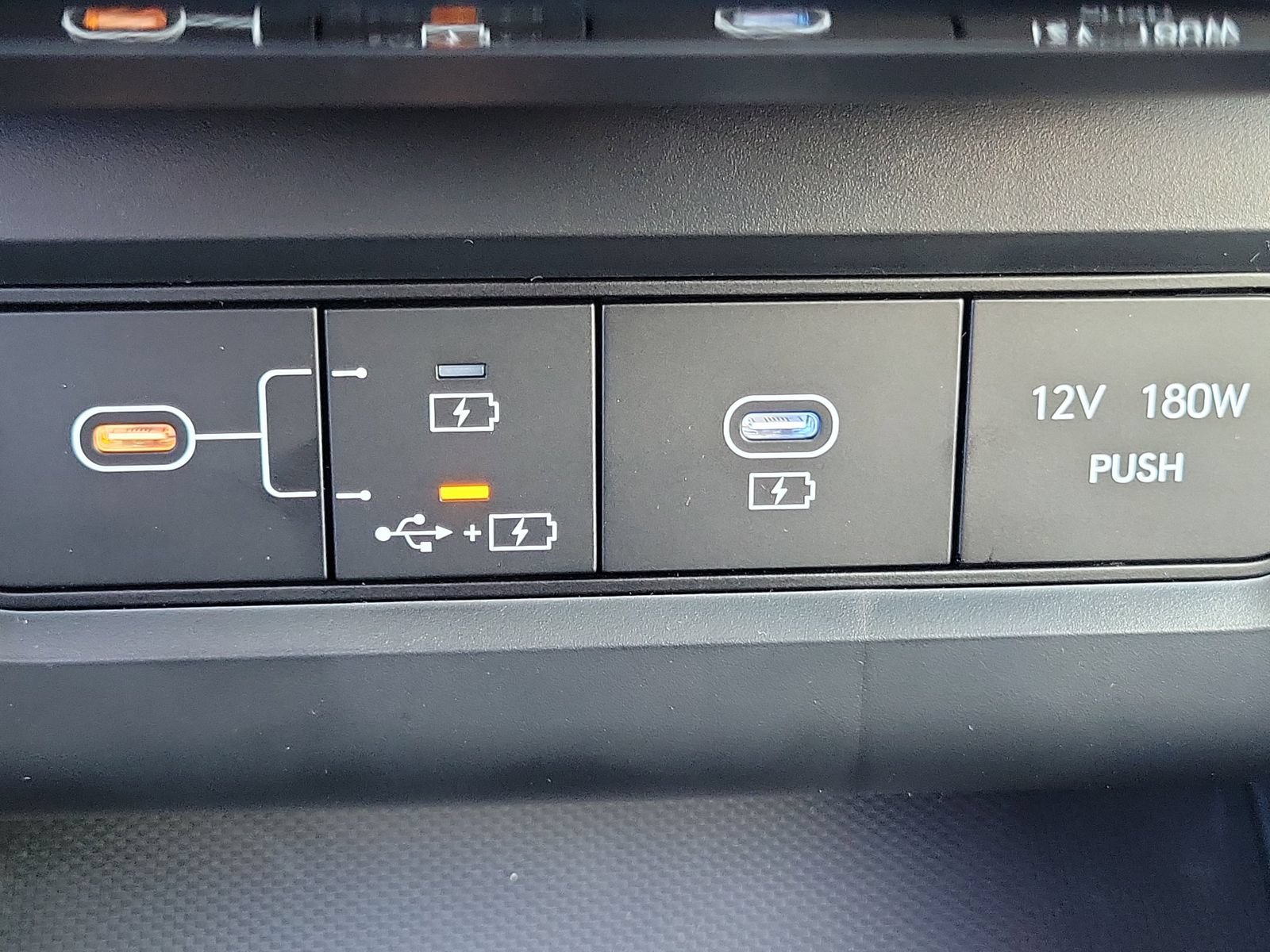 New 2026 Hyundai Tucson Limited FWD image 15