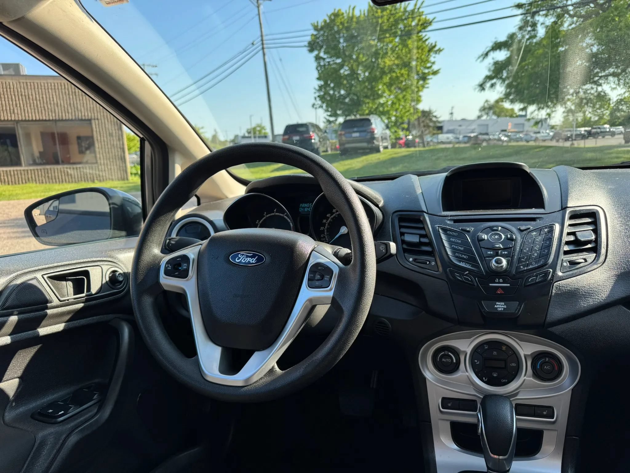Used 2019 Ford Fiesta SE w/ Cold Weather Package FWD image 16