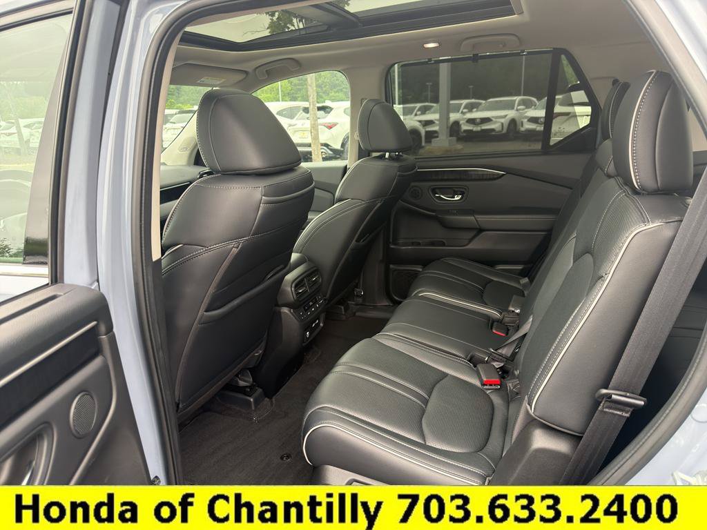 Certified 2023 Honda Pilot Elite image 27