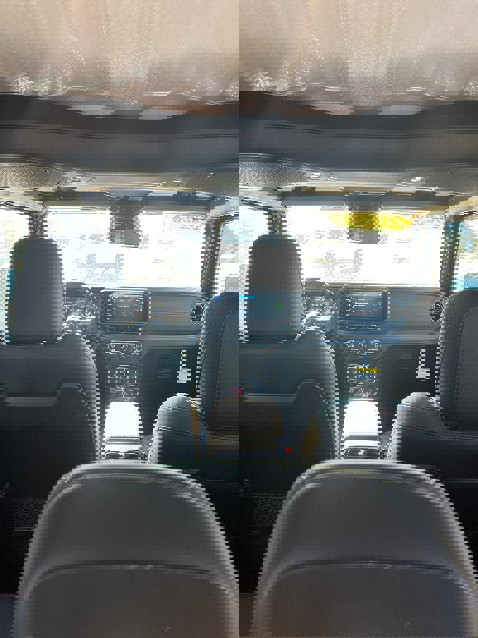 New 2026 Jeep Wrangler Unlimited Rubicon w/ Xtreme 35 Tire Package image 14