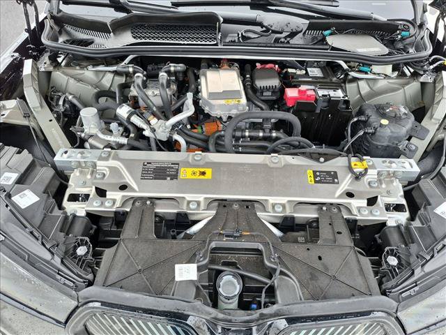 Used 2026 BMW iX xDrive60 w/ M Sport Package AWD/4WD image 17