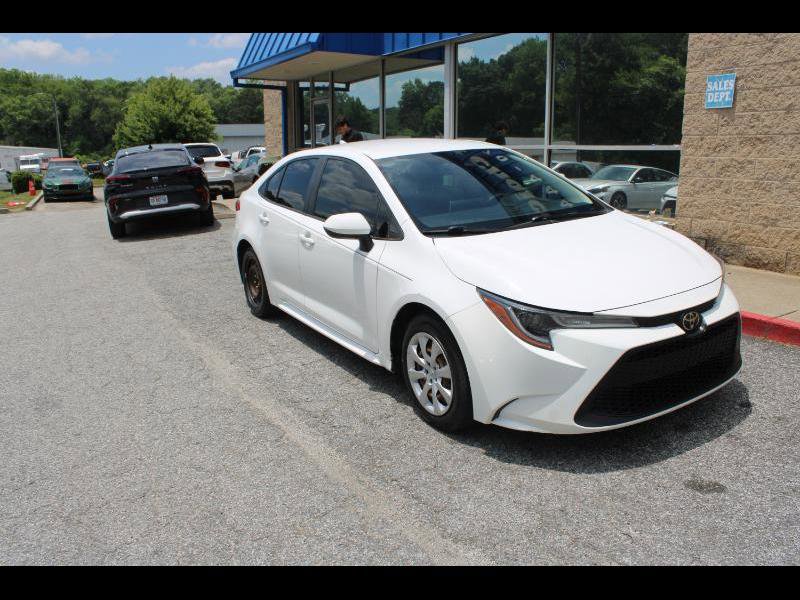 Used 2021 Toyota Corolla LE FWD image 1