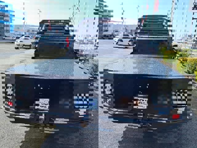 Used 2025 Chevrolet Silverado 3500 LT w/ Convenience Package image 21