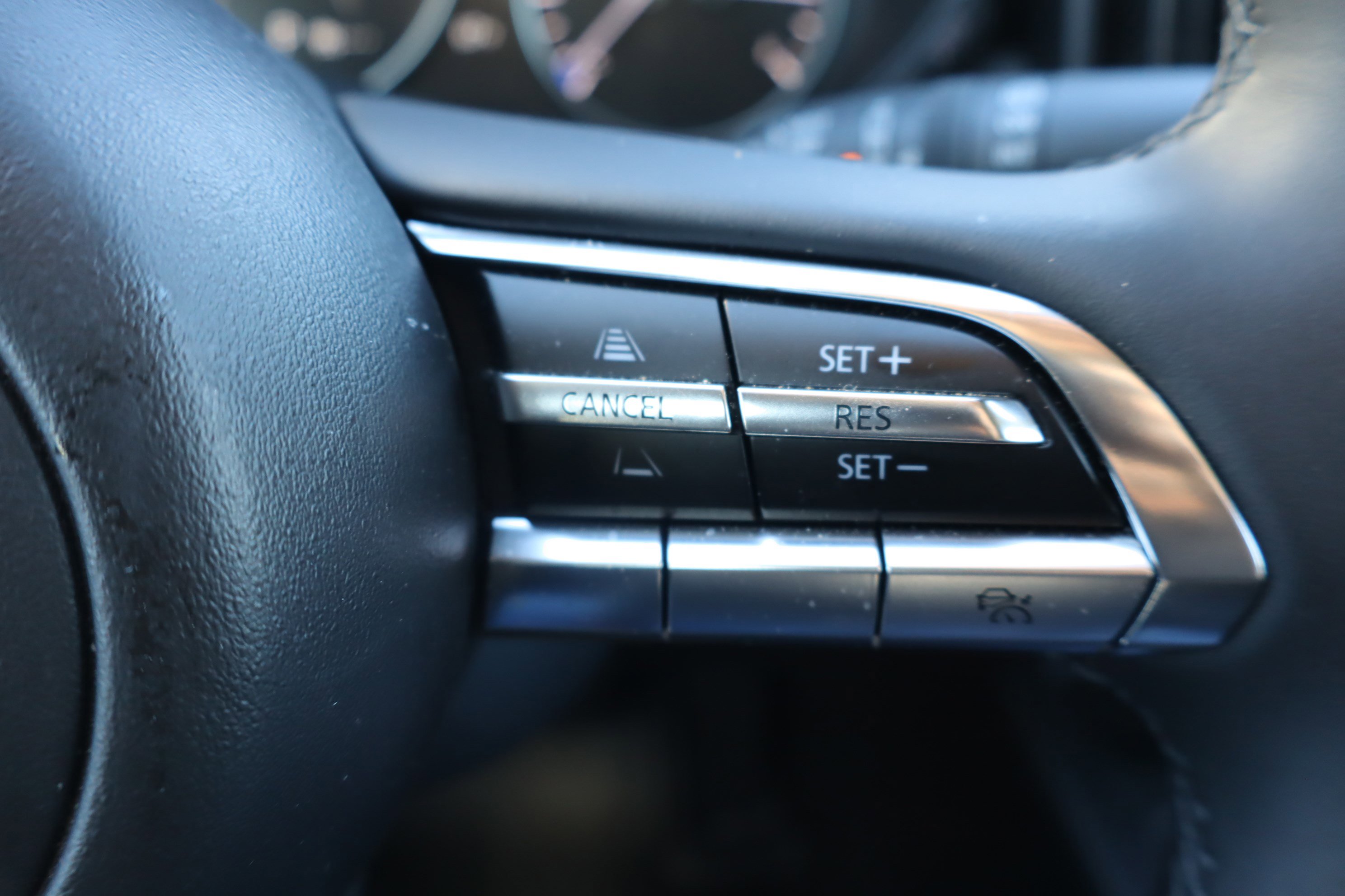 Used 2025 MAZDA CX-50 AWD 2.5 S w/ Premium Package image 21