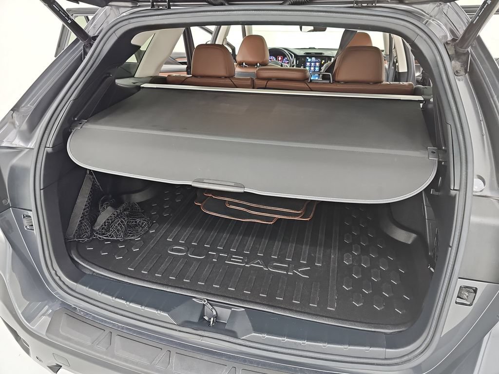 Used 2020 Subaru Outback Touring AWD/4WD image 22