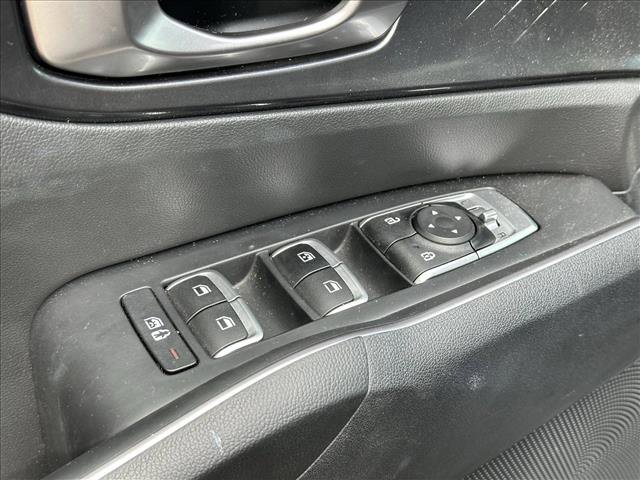 Used 2023 Kia Sorento S FWD image 16