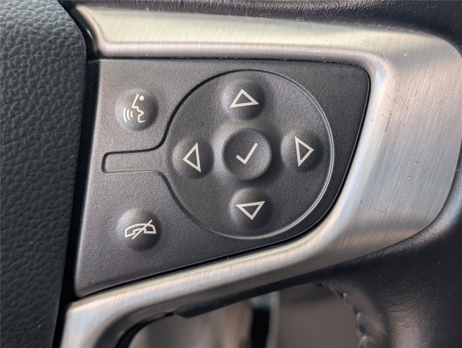 Used 2021 GMC Canyon Elevation w/ Trailering Package AWD/4WD image 24