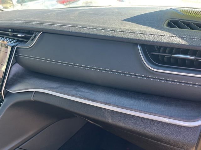 New 2025 Jeep Grand Cherokee L Limited w/ Luxury Tech Group II image 27