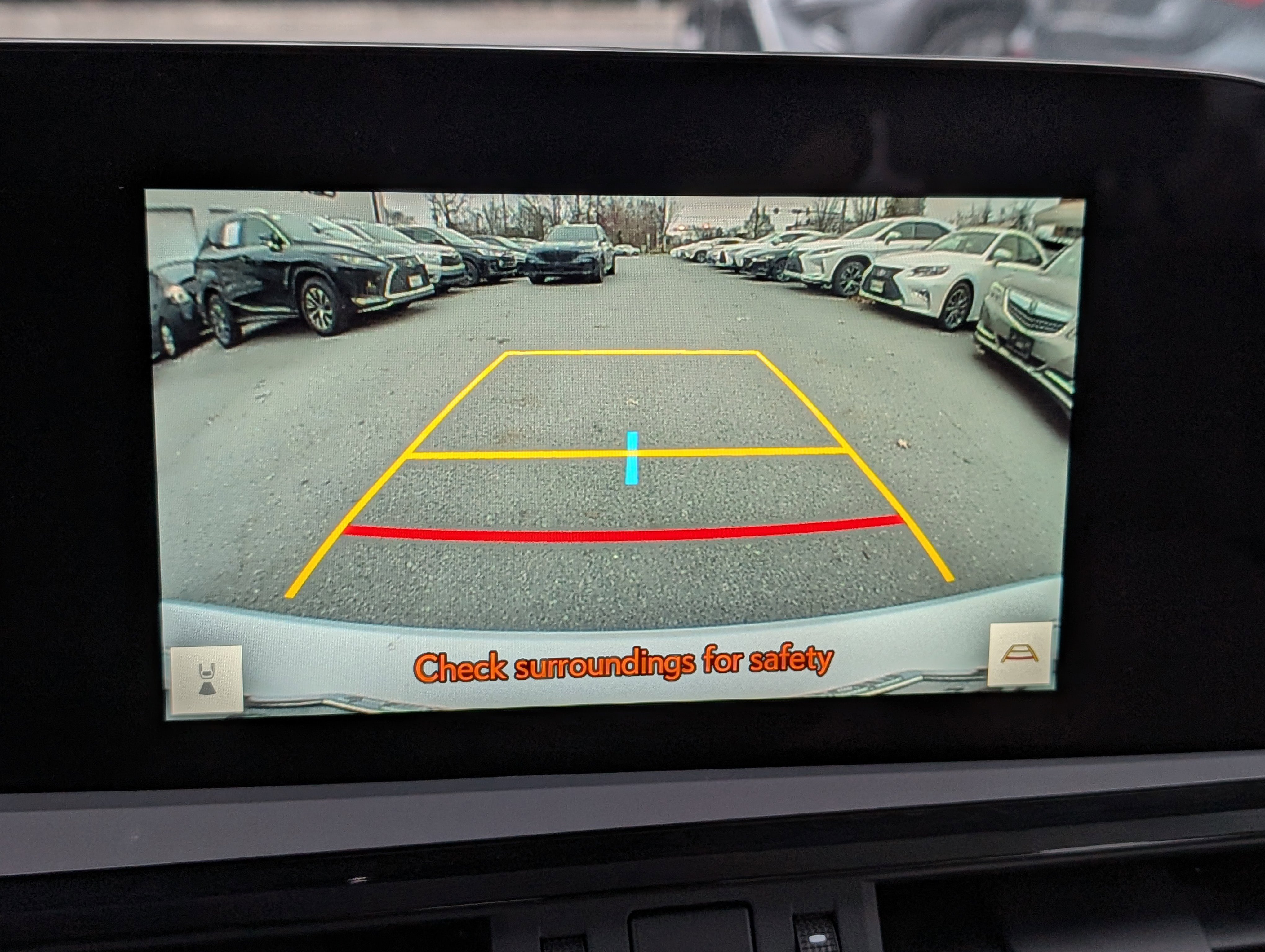 Certified 2025 Lexus ES 300h w/ Premium Package image 27