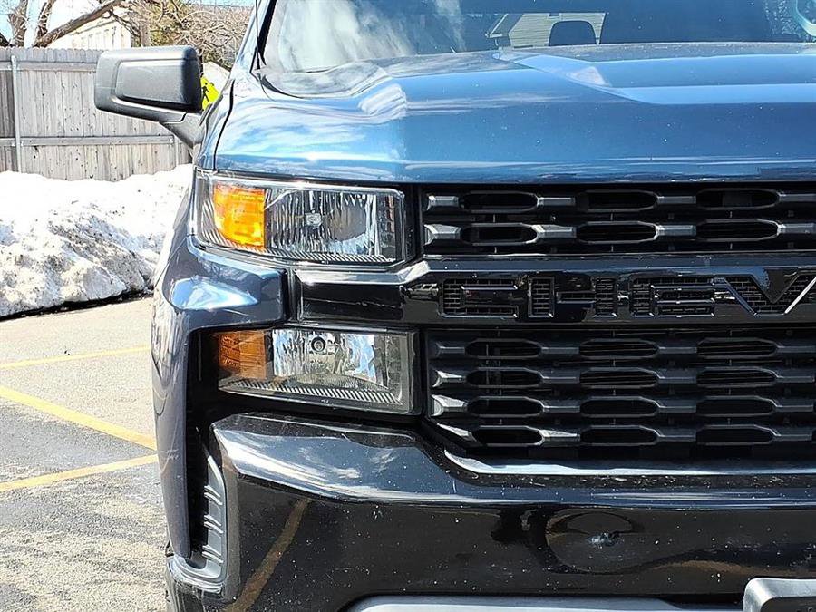 Used 2019 Chevrolet Silverado 1500 Custom Trail Boss w/ Custom Convenience Package image 4