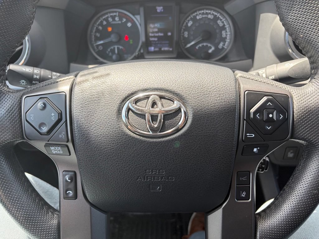 Used 2023 Toyota Tacoma TRD Off-Road w/ TRD Premium Off Road Package AWD/4WD image 31